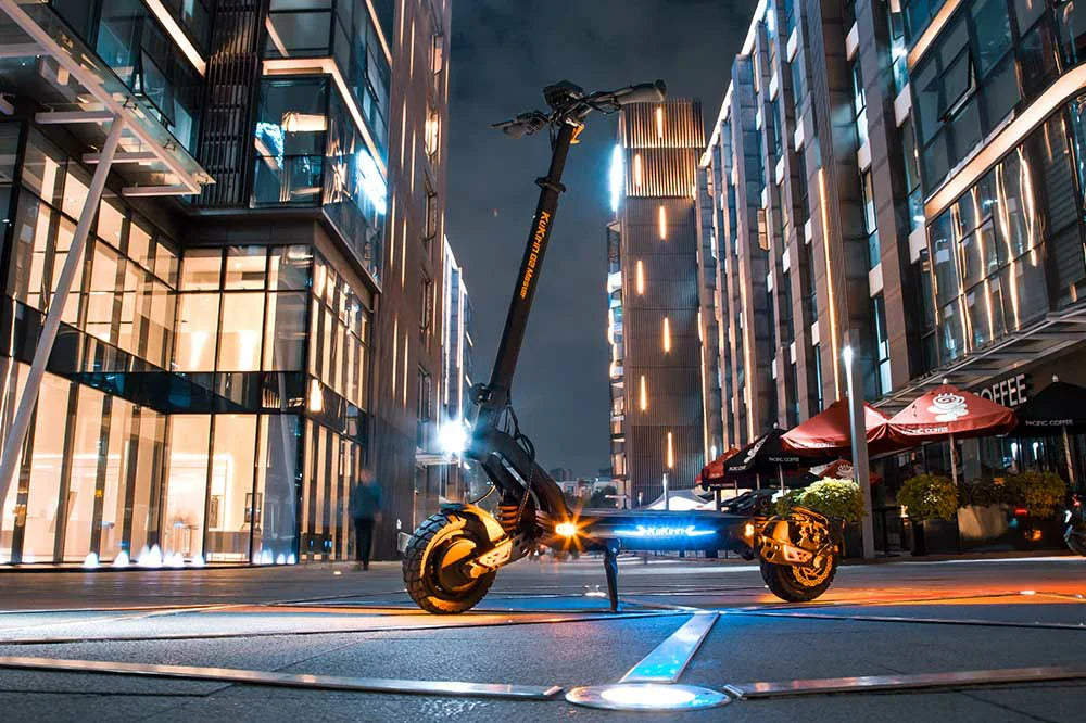 Summer Range Anxiety? How to Get the Most Mileage from Your KuKirin Scooter in Hot Weather